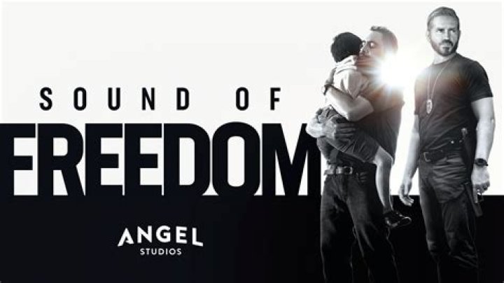 Irresistible Song Of Freedom: The Andrew Sisters' Melodious "Don't Fence Me In"