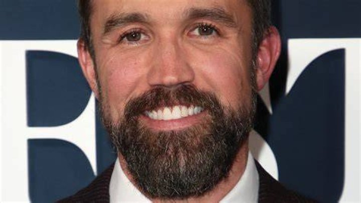 Learn The Secrets Of Rob McElhenney's Wealth: Exploring His Net Worth, Career, And Lavish Lifestyle