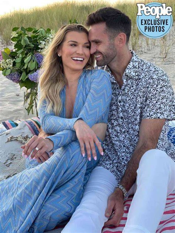 Summer House Costars Lindsay Hubbard And Carl Radke Reunite Post-Split